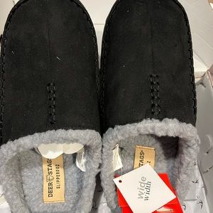 Deer Stags brand new indoor outdoor slippers